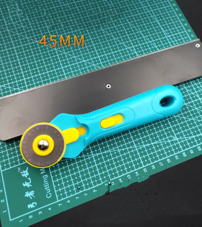 パッチワーク縫製用スチールロータリー丸カッター、革フラットラ - Rotary Cutter Fabric のレビューと価格